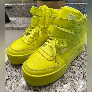 Neon Yellow High-top Sneakers